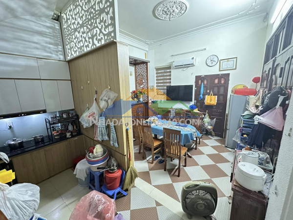 (chính chủ) bán gấp căn nhà phố nhà chung, mặt tiền 4.3m2, 105m2, 37 tỉ, kd homestay