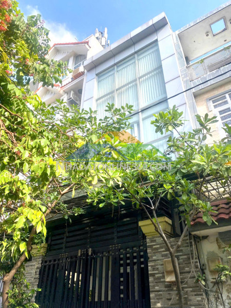 Nhà hiệp bình phước cạnh vạn phúc city – 3 tầng nội thất đẹp – hẻm ô tô 7m – giá chỉ 8 tỷ