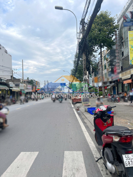 Cho thuê nhà 5 tầng (có thang máy) mặt tiền ql50 ngay ngã tư tạ...