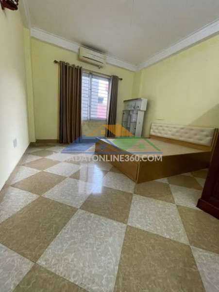 Cho thuê nhà, hgđ, 30m2, 5t, 4p, đủ đồ, hoàng quốc việt, 12 tr/th.