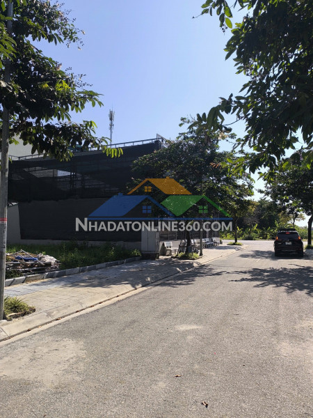 Bán đất 250m2 khu c - khu đô thị nguyên khê - đông anh - hà nội. giá 105tr/m2