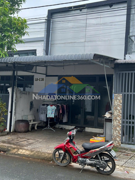 Hot !!! bán nhà đường nhánh huỳnh thúc kháng, vĩnh quang, rg