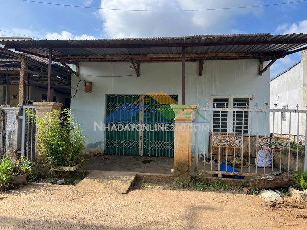 Bán nhà 177m2 900 triệu xã tân hội đức trọng lâm đồng