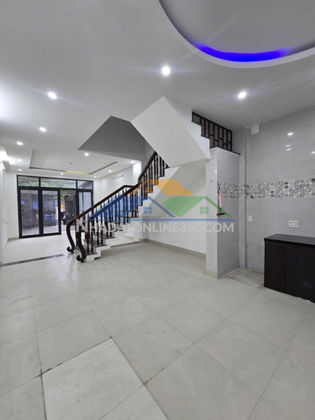 Bán tòa căn hộ mt tôn thất thiệp 111m², 3 tầng 3 mê, 6 phòng, giá 19 tỷ