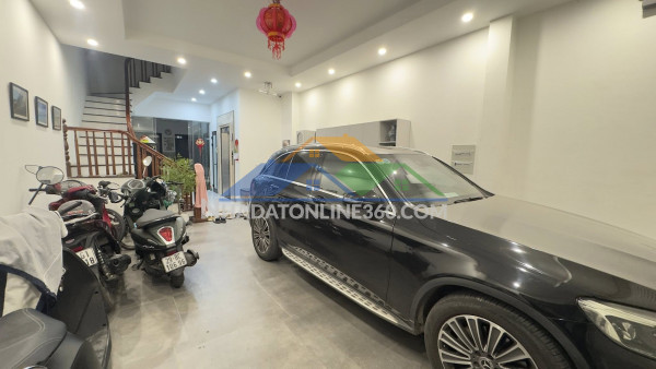 (chính chủ) bán nhà phố lạc trung, mặt tiền 5.6m, 6 tầng thang...