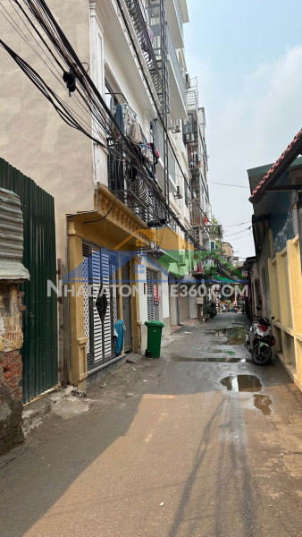 Đất thật phố thượng thanh 11 tỷ 50m ngõ ô tô ngõ thông,sổ...