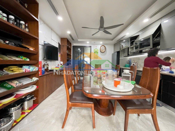 Bán nhà âu cơ 6 tầng thang máy –otô –kinh doanh - hai thoáng 90m 6tầng 24.5 tỷ