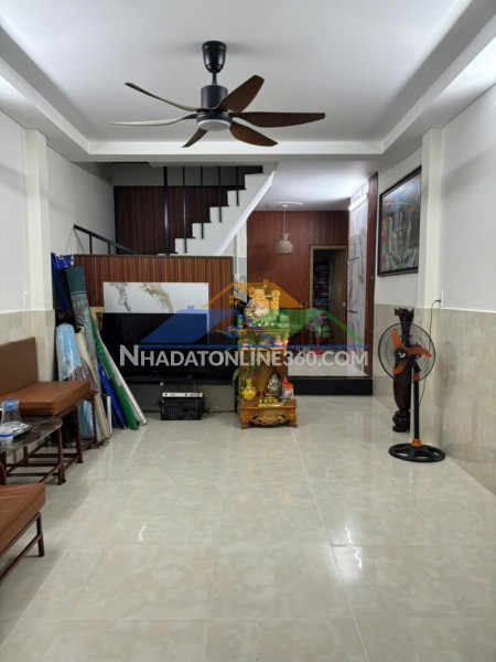 ♪ sau mặt tiền lê đình lý, 66m2, ngang 4.2m, 2 tầng cứng cáp, 3pn, sân rộng, nhỉnh 4 tỷ