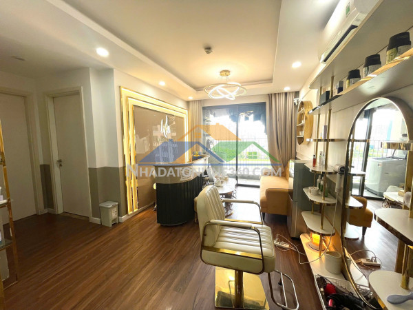 Sang nhượng spa đang hoạt động tốt tại căn góc vincom trần duy...