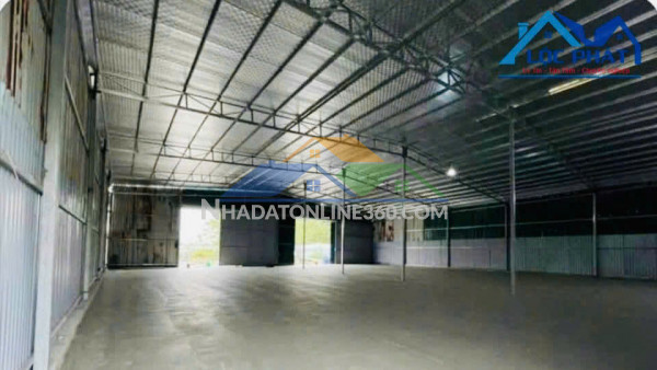 X567- Cho thuê xưởng 4000m2,90 triệu/tháng, phường Phước Tân,...