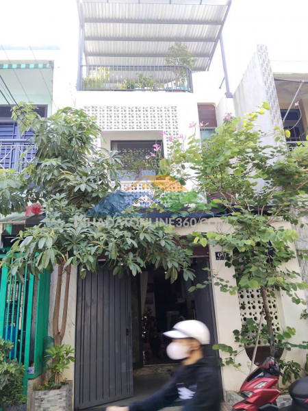 Nhà vị trí đẹp - giá tốt cần bán nhanh nhà đẹp số 9 mân...