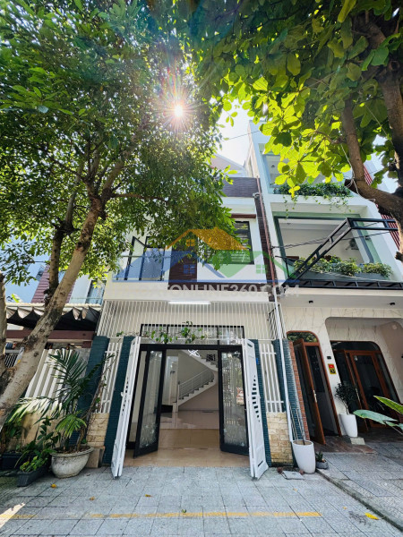 Nhà đẹp lý đạo thành – gần công viên, 100m2 - chỉ 11,x tỷ