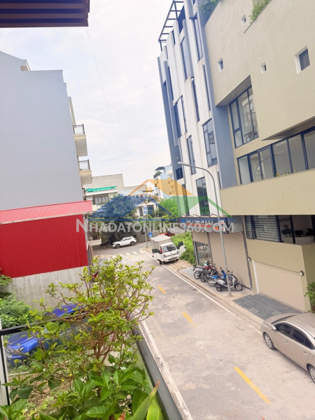 Bán nhà việt hưng 80m2- 5 tầng thang máy- ô tô tránh đỗ- 23.x tỷ