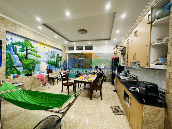 (chính chủ) bán nhà mặt phố thi sách, 4 tầng, mặt tiền 4.5m, 60m2, 45 tỉ, kinh doanh đỉnh