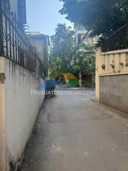 Bán nhà hàng hiếm ngõ 612  đê la thành - ba đình - hn.
