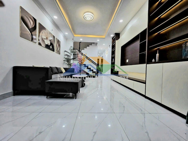 Nhà hẻm nguyễn văn quỳ, 4x16.5m, 3 tầng, đầy đủ nội thật, hơn 7 tỷ xíu