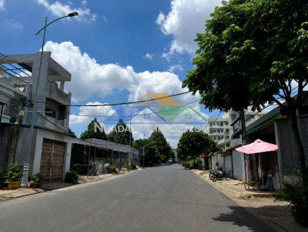 Mặt tiền thủ khoa huân - ngang 16m hiếm -  4 sổ riêng - linh...