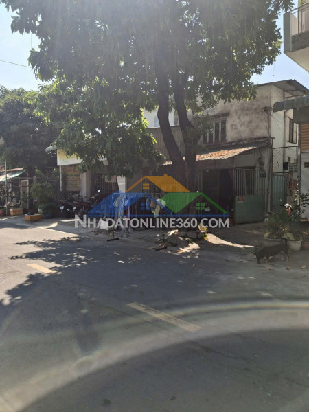 Bán dãy trọ dĩ an,gần cty kính nổi, 140m2,đường nhựa 14m,giá...