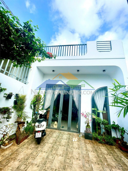 Nhà đẹp – giá tốt- chính chủ cần bán nhà hẽm 473 ymoan, phường buôn ma thuột - đắk lắk