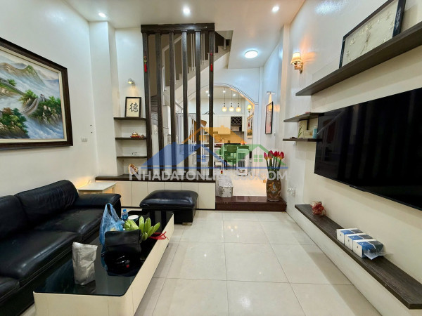 Bán nhà nguyễn đình chiểu, 60m2, 7 tầng thang máy, mặt tiền 4.4m, 29.5 tỷ, dòng tiền 60tr/tháng