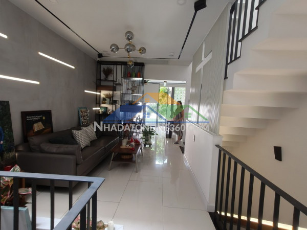 Bán nhà 4 tầng đường số 3, trường thọ, thủ đức, tp hcm. dt 97m2, sh. giá 13.9 tỷ.