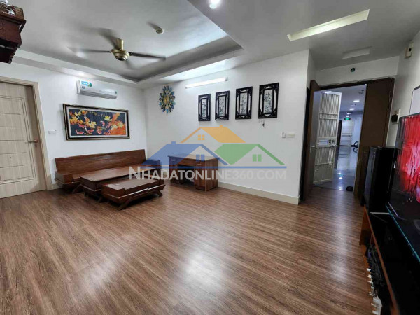 Căn hộ ruby city  4,2 tỷ 70m sẵn 3 ngủ,sổ đỏ đầy đủ,tầng view đẹp, long biên