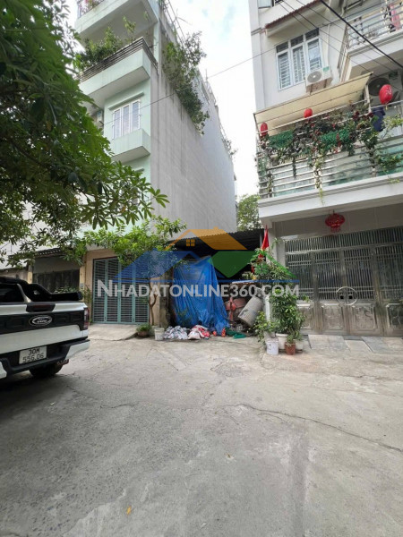 Tin thật bán đất phố trạm long biên 10 tỷ 70m ô tô đỗ cửa
