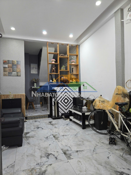 Bán nhà 2 tầng đường 15 tân quy quận 7 giá 3,5  tỷ