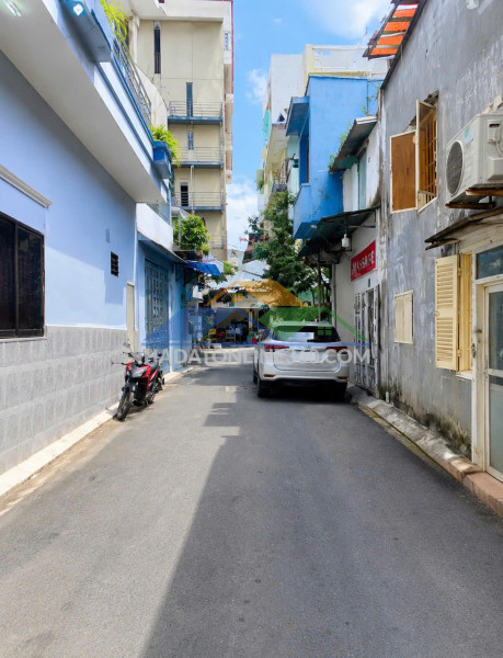 Bán nhà tân bình - hxh thông - lạc long quân - bảy hiền - 100m² - ngang khủng 6m