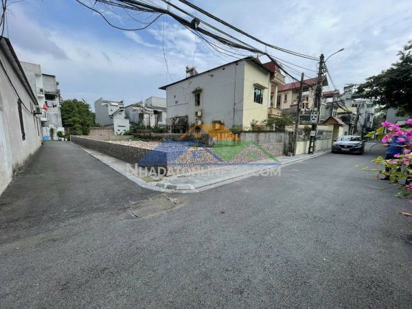 Lô góc 207m2 - gần bệnh viện bắc thăng long (than 3) - đông anh - hà nội. giá 65tr/m2