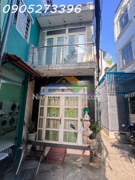 Hàng xóm quận 1 - lô góc không lg - sát mt trường sa - 25m - 2 tầng 2pn - chỉ nhỉnh 4 tỷ.