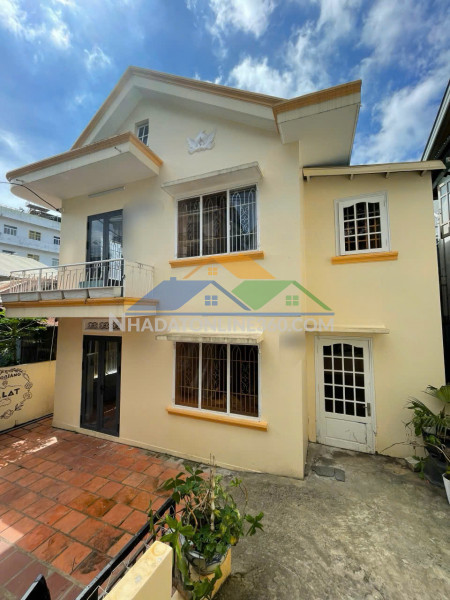 Cho thuê villa nguyên căn yersin phường 9 đà lạt giá 18tr