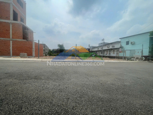 Bán đất tọa lạc tại trịnh thị dối đông thạnh -tp hcm 10x25m - 2 shr