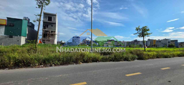 Bán đất đấu giá trung tâm từ sơn bắc ninh- 120m mặt tiền rộng- 5,2 tỷ(tl)