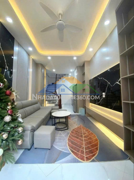 Chính chủ cho thuê nhà nguyên căn tại ngõ 143 nguyễn chính, tân mai, hoàng mai, hà nội