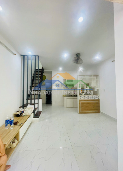 ♪ kiệt hoàng diệu gần nguyễn văn linh, 35m2, 2 tầng 3pn, 2wc, sạch đẹp ở ngay 2.xx  tỷ