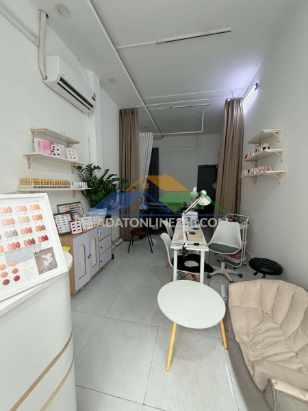 Hồ chí minh sang nhượng tiệm nail do theo chồng về quê xa