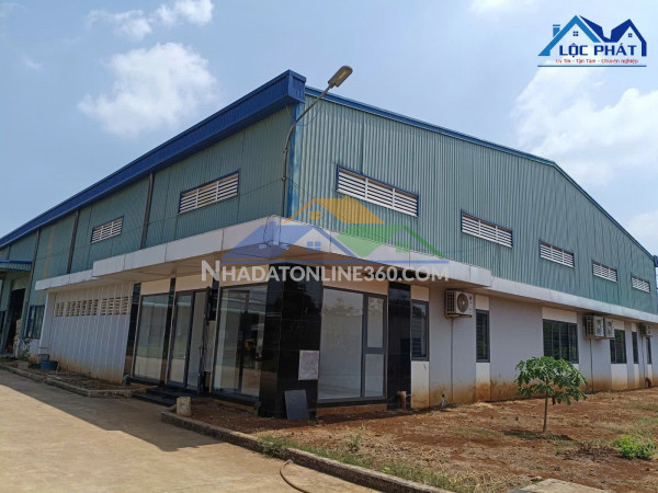 Bán nhà xưởng 10.000m2 khu công nghiệp Long Khánh giá 32,5 tỷ