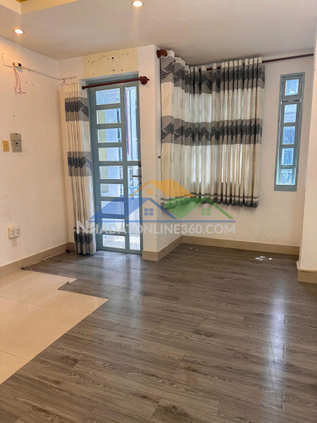 Nhà mới sang trọng mặt tiền chính hưng phú p8q8 3lầu