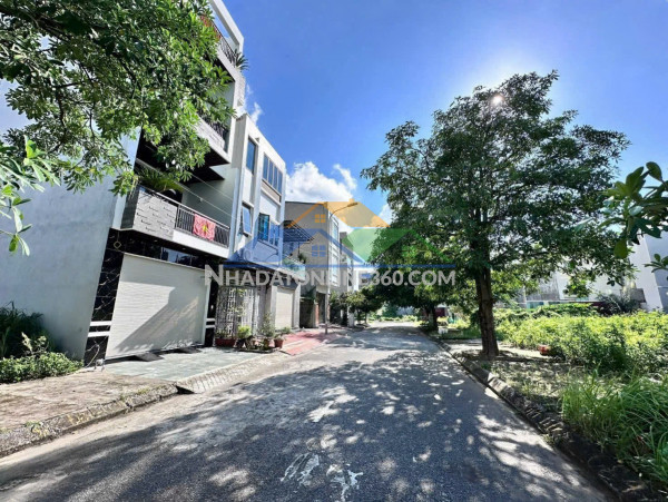Bán nhà mặt đường kinh doanh xã thư lâm, hà nội - ngay cổng chợ kim, gần kcn 300ha, vị trí vàng đầu tư
