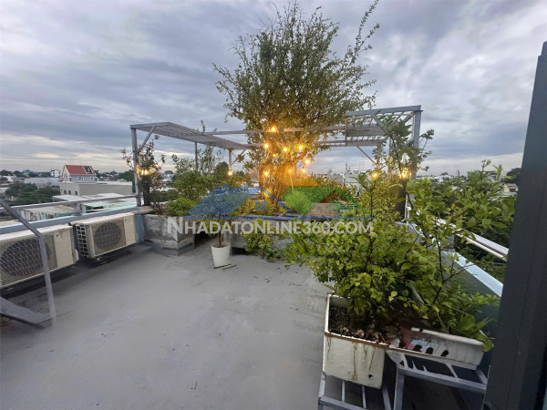 Xuân thới đông hóc môn trục nhưa 8m, 3tầng, 160m2, nhinht 6t
