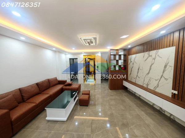 ????siêu phẩm cầu giấy 40m 7t thang máy, gần ô tô, mới tinh, nhỉnh 11 tỷ