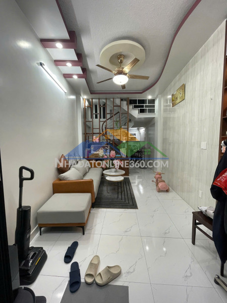 Nhà 3 tầng lô góc phương lưu – 4 phòng ngủ – về ở ngay – giá 2,59 tỷ