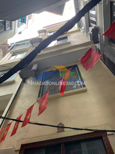 Mình đang cần bán nhà khung được xây chắc chắn lại từ năm...