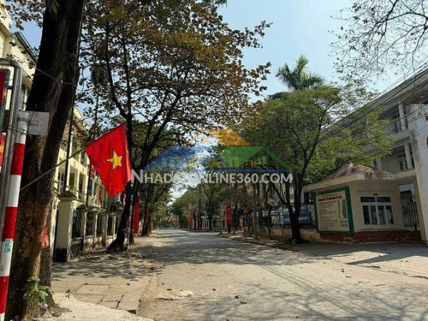 CẦN CHO THUÊ VĂN PHÒNG TẦNG 1 TAI NGÕ 8 PHỐ HUY DU - P.MỸ ĐÌNH 1 - NAM TỪ LIÊM - HÀ NỘI