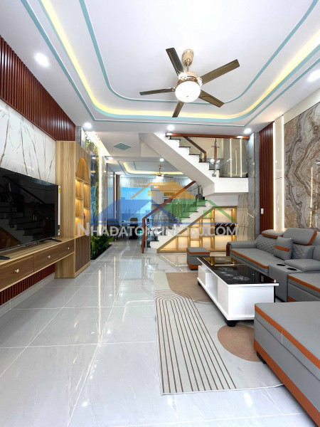 Nhà đẹp bình chiểu gần chợ đầu mối thủ đức – 4 tầng, 4 phòng ngủ – hẻm xe hơi – chỉ 5.65 tỷ