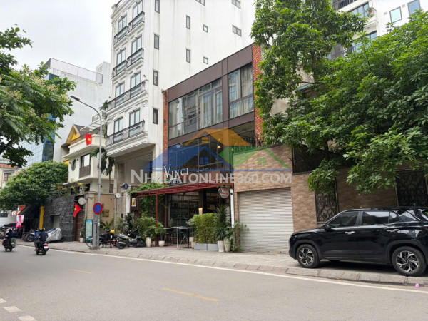 Bán nhà phố đội cấn phan kế bính, sát phố, gần ô tô tránh, 139m, chỉ 24.5 tỷ