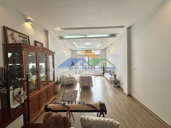 (chính chủ) bán nhà phố cảm hội, 5 tầng, mặt tiền 4m, 60m2, 18.3 tỉ, ô tô 5 tạ đỗ cửa