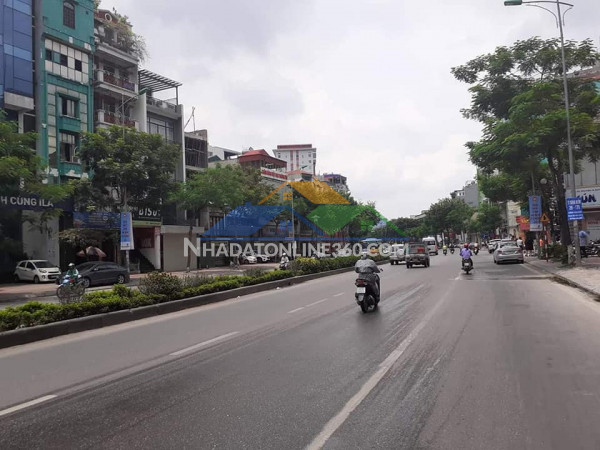 Bán nhà mặt phố ái mộ, bồ đề, long biên: 226m2, mt11.5m, vỉa hè, kinh doanh 85 tỷ