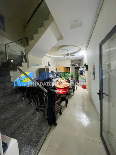 Bán nhà mặt đường an đà 126m2 x 4 tầng- vị trí vàng - kinh doanh đỉnh